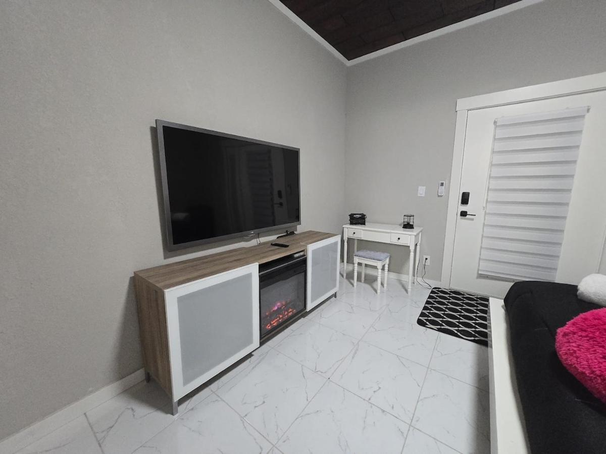 Cozy 2Br & 2Ba Near Disney Διαμέρισμα Kissimmee Εξωτερικό φωτογραφία